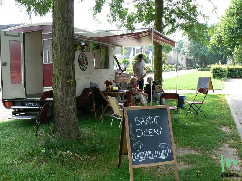 Buurthuis op Wielen geparkeerd in Biddinghuizen