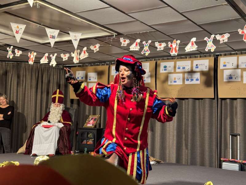 De Sint heeft het er maar druk mee!