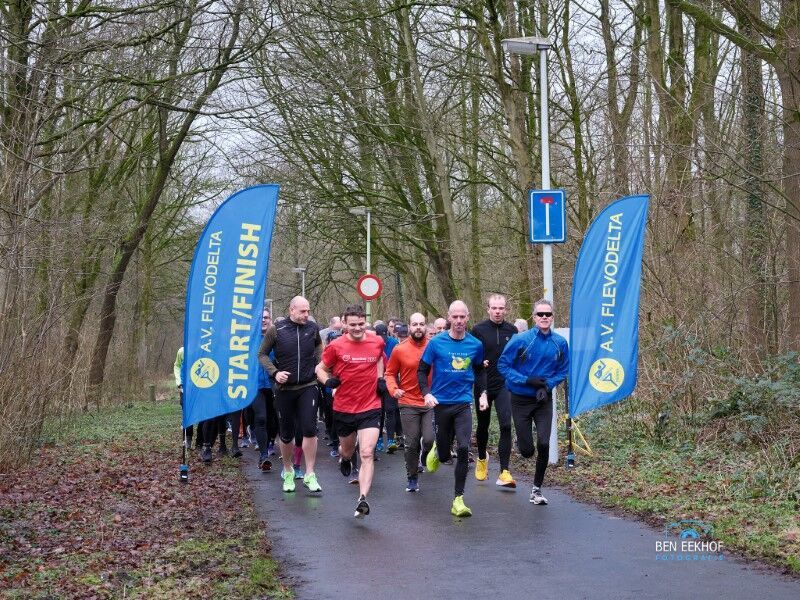 mensen die hardlopen
