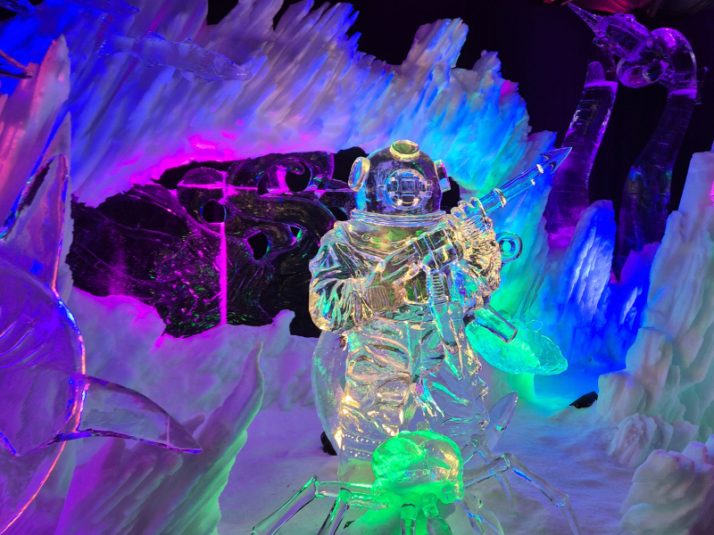 Magie van ijs blijft langer: extra week vol ijskunst