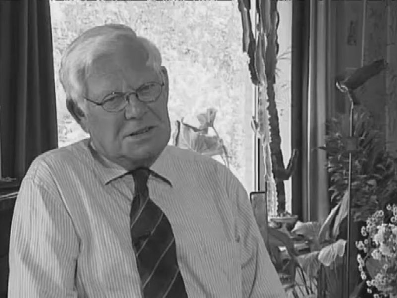 Oud-burgemeester Kees Dekker van Dronten