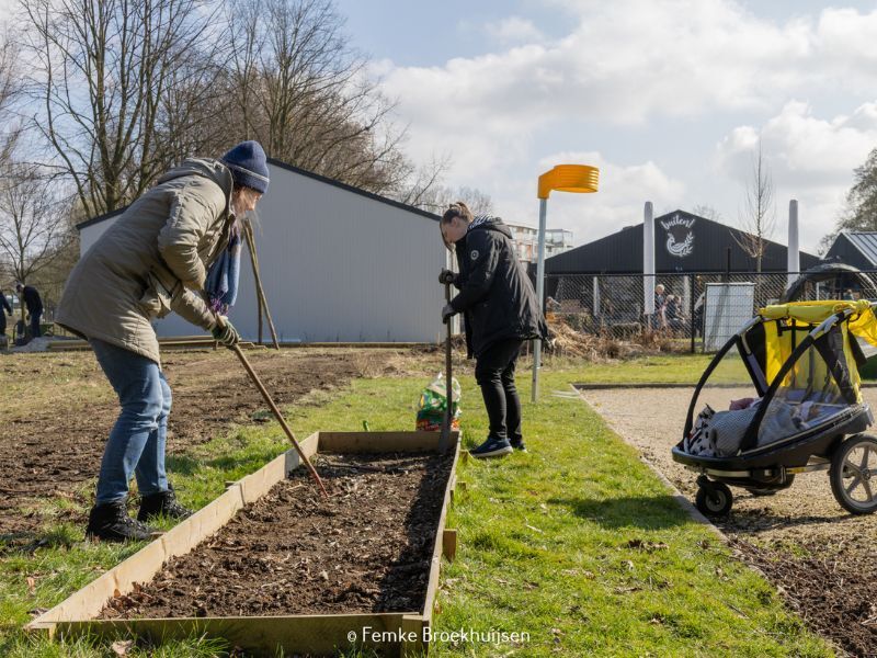 20250315 nl doet ontmoetingspark buiten 2