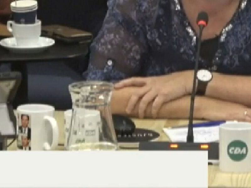 cda in debat over mokken