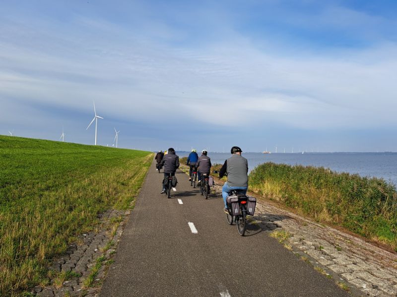 Doortrapdag op Meerpaalplein helpt inwoners veilig te blijven fietsen
