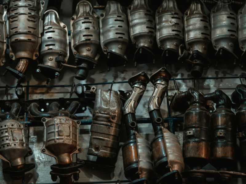 Toename van diefstal van katalysatoren bij auto’s in de donkere uren