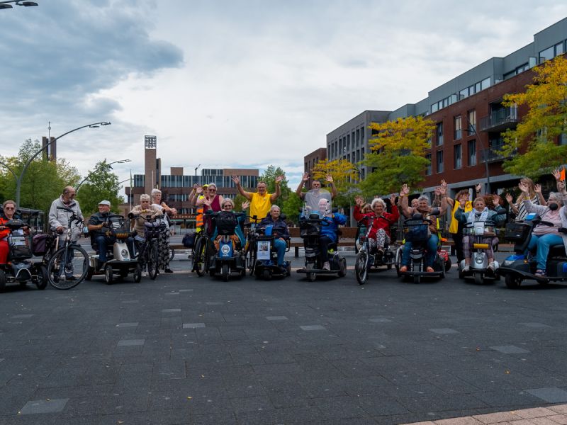 ScootmobielFiets4daagse brengt achttien inwoners samen