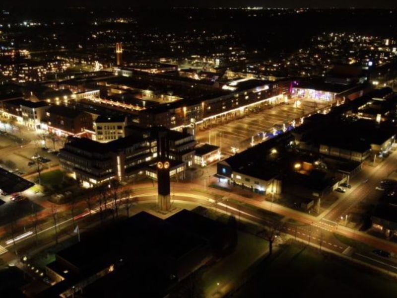 Dronten in het donker